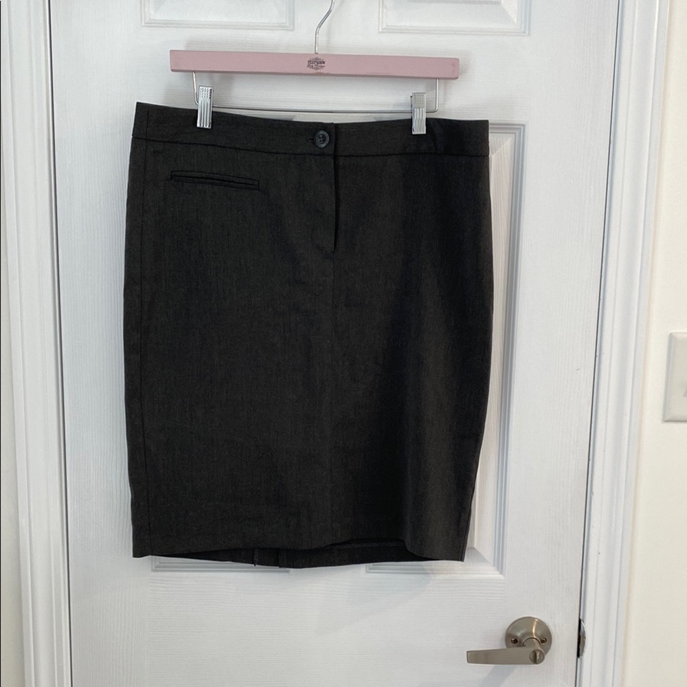 NWOT Tommy Hilfiger Classic Black Pencil Skirt size 12